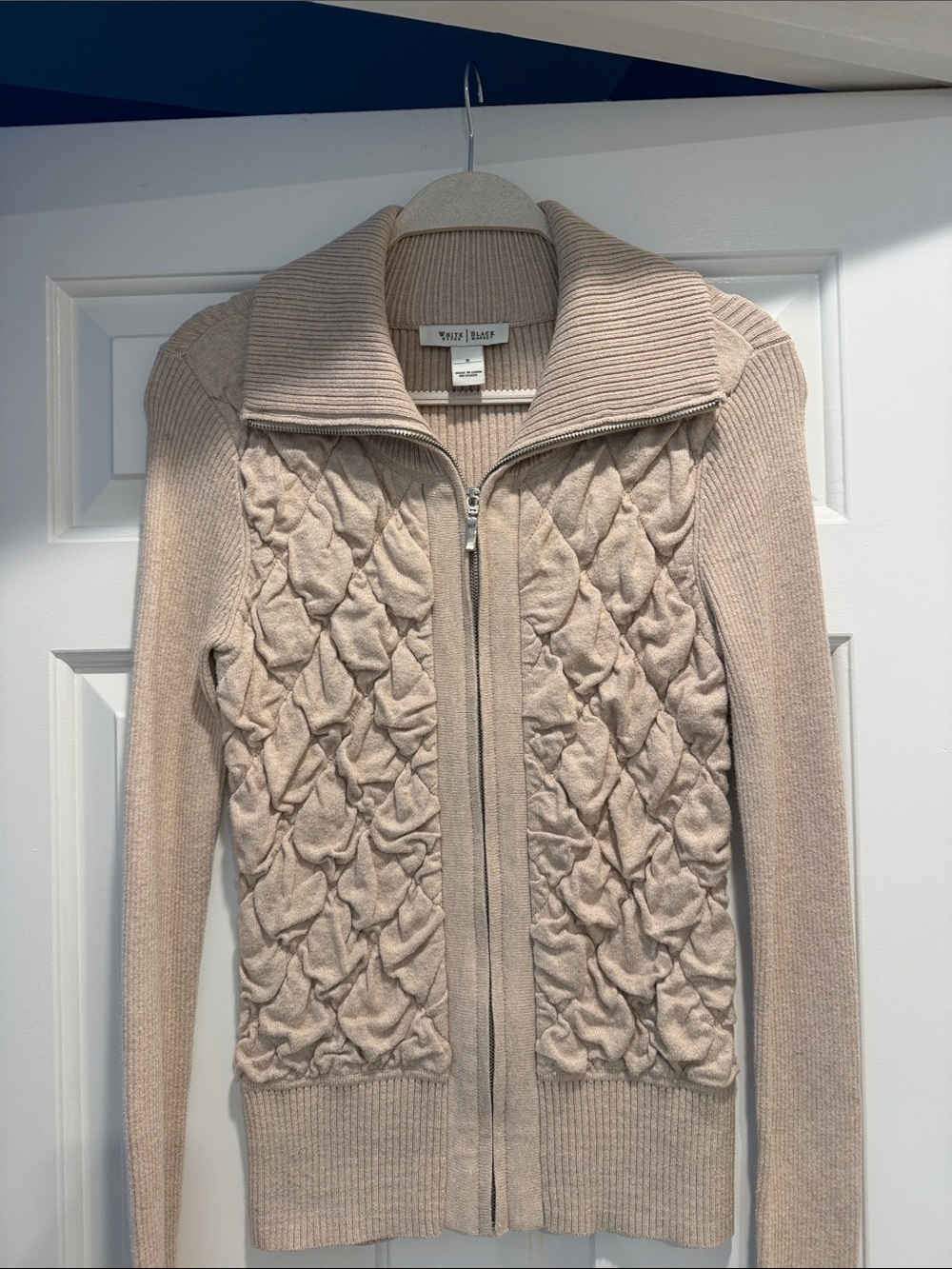 White House Black Market Beige Quilted-Texture Zip Cardigan